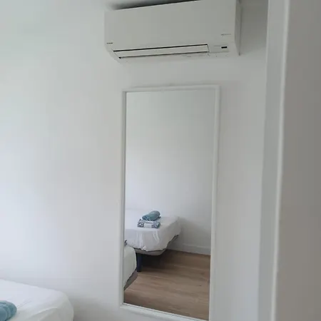 Confortable Y Luminoso En