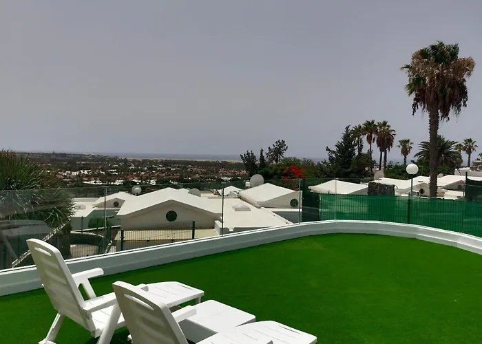 בית נופש Confortable Y Luminoso En *